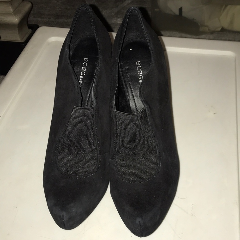 Black shoes